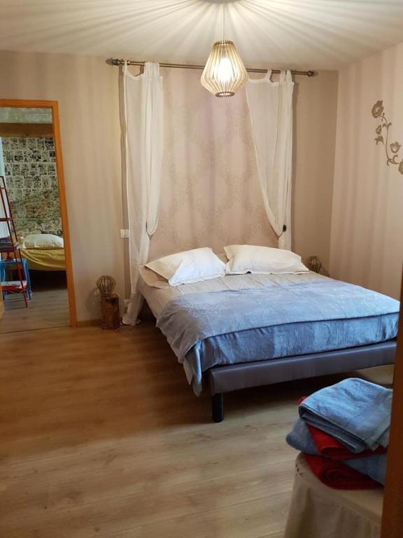 Le Domaine De Bellevue Bed & Breakfast Tanzac Dış mekan fotoğraf