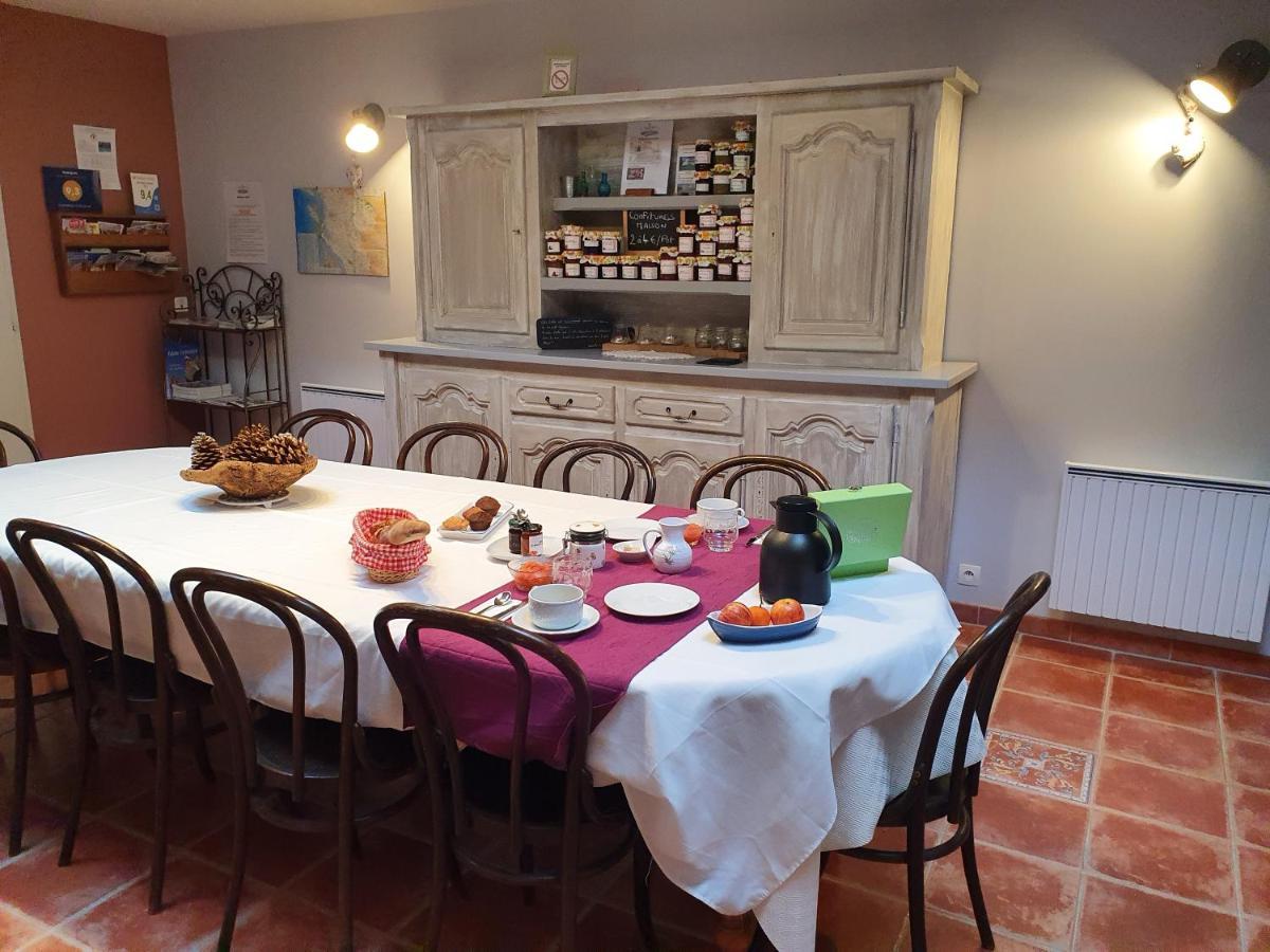 Le Domaine De Bellevue Bed & Breakfast Tanzac Dış mekan fotoğraf